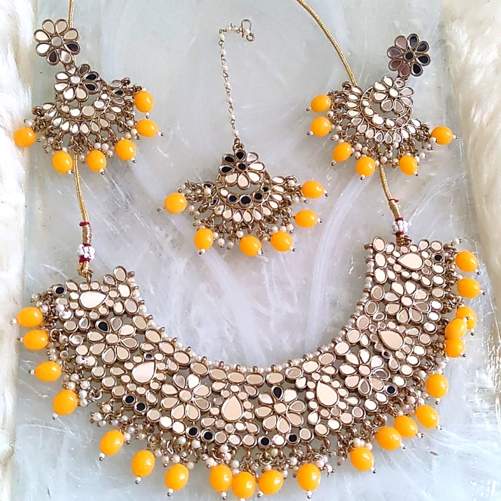 NWT Bollywood Indian Designer Mirror Kundan Polki Yellow Set